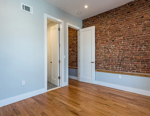 Rented by Nooklyn NYC LLC | media 57