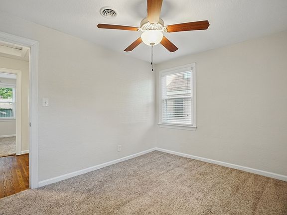 5th image of 144 W Randall Ave