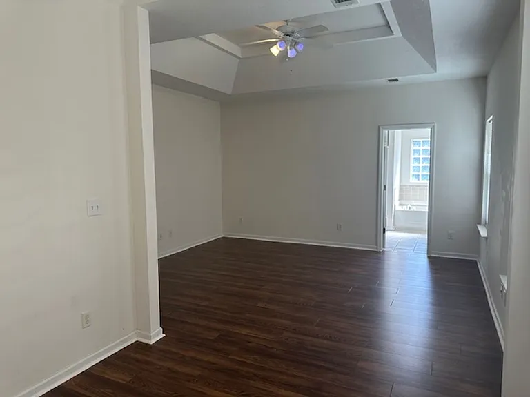 701 Spalding Ct — Photo 9