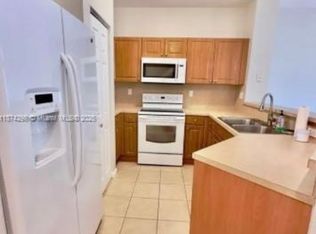 5753 Isles Cir, Fort Lauderdale, FL 33321