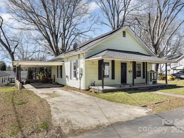 305 2nd St, Stanley, NC 28164