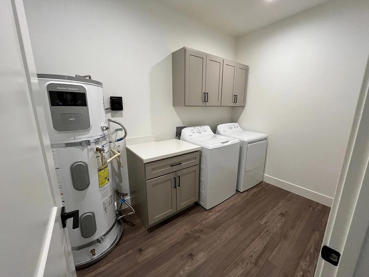 Newly built homes with City of Redding solar! — Photo 4