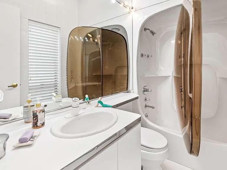 82 Wooleys Dr — Photo 13