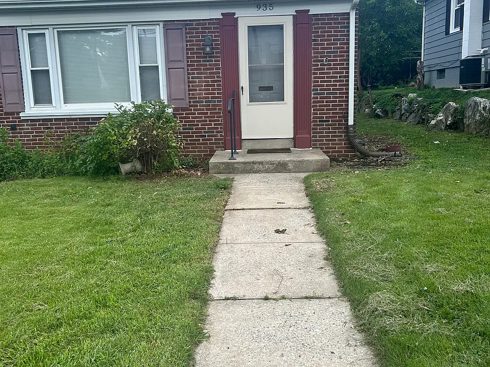 935 Wabank Rd