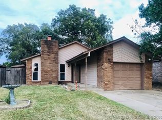 719 E 139th Pl, Glenpool, OK 74033