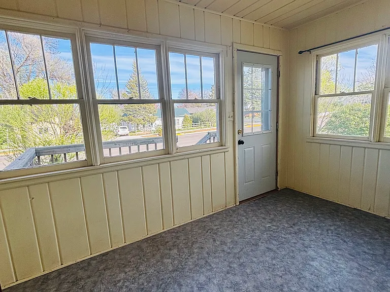 319 Dartmouth Ave — Photo 12