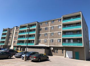 380 Burnham St #303, Peterborough, ON K9H1T6