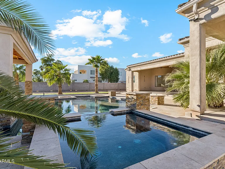 11407 E Bellflower Ct — Photo 34