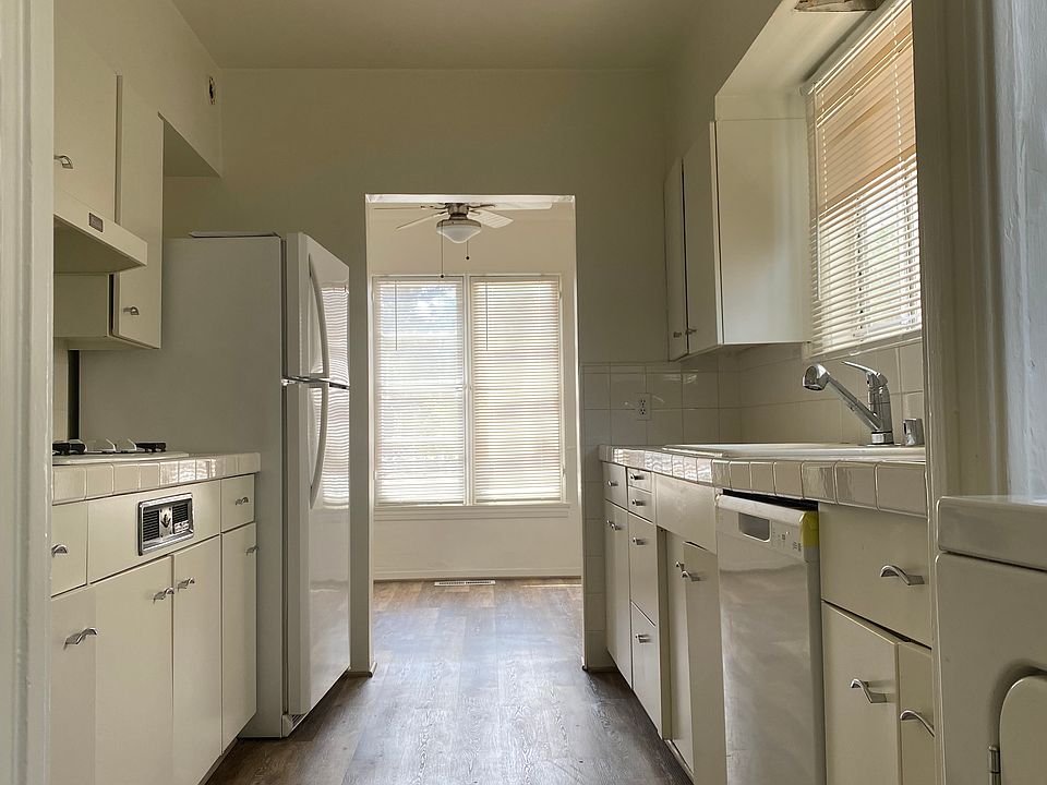1st image of 1226 S Holt Ave #1228