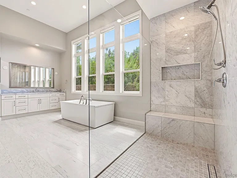 6210 Summit Crest Cir — Photo 19