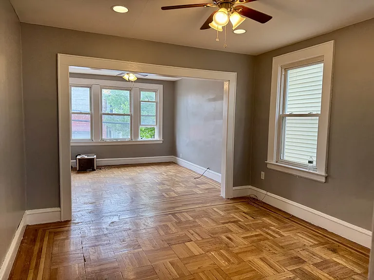 145 Maple St #1 — Photo 2