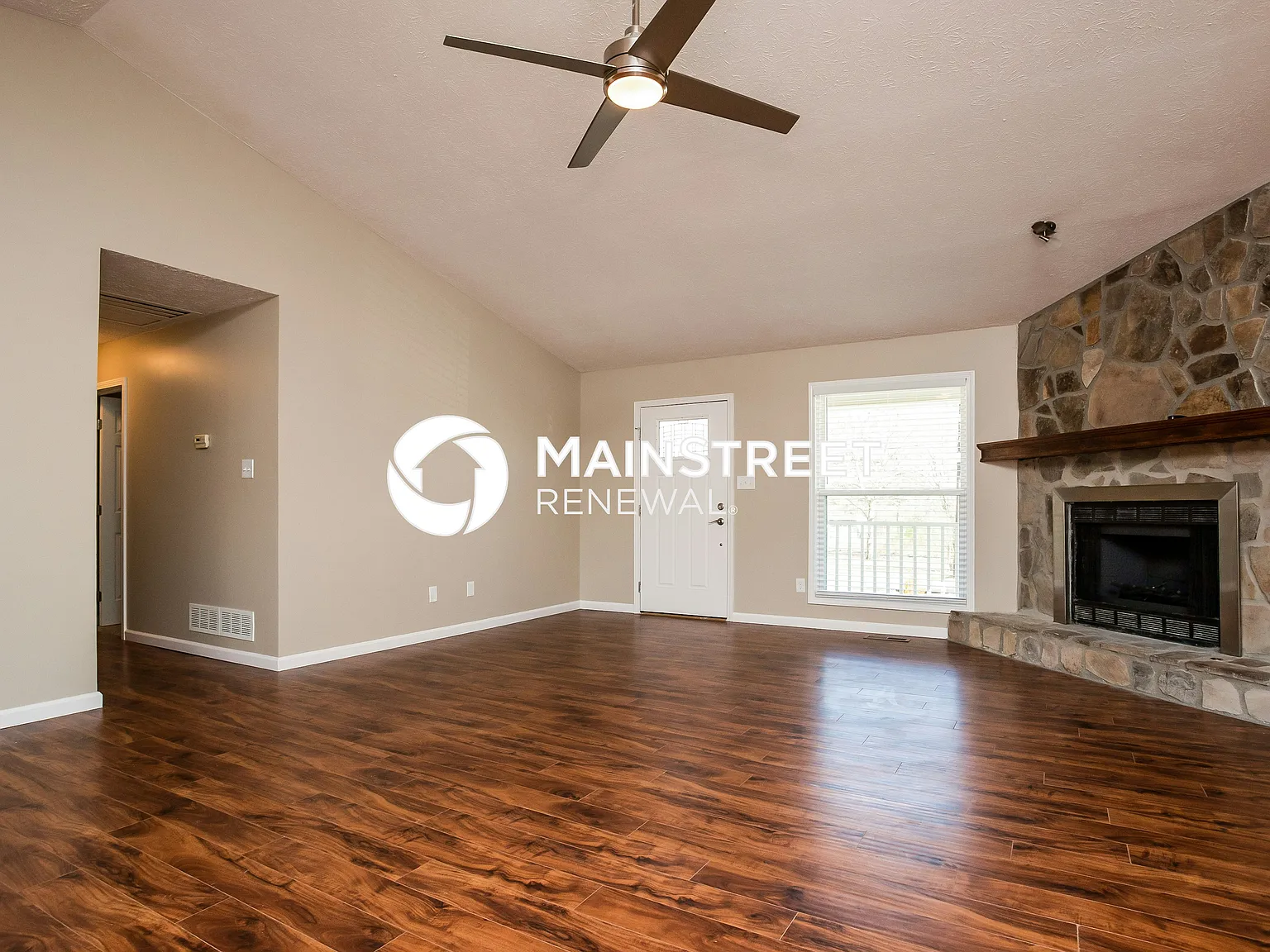 4366 Wesley Dr — Photo 3
