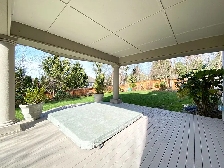 16558 SE 58th Pl — Photo 31