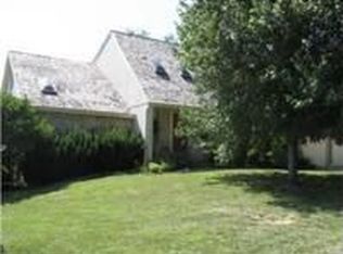 7834 Rene St, Lenexa, KS 66216