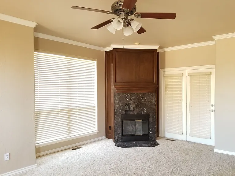 3341 Heritage Green Cir — Photo 22