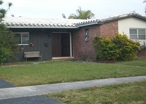 1st image of 18015 NE 9th Pl