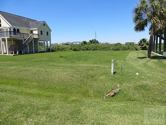5th image of 13934 Pirates Beach Blvd