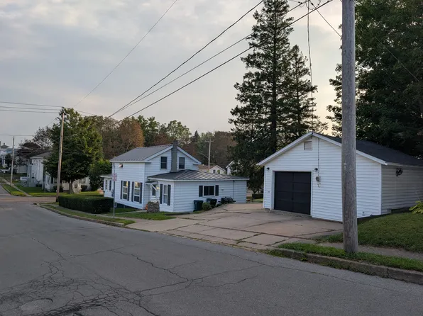 (undisclosed Address), Oswego, NY 13126