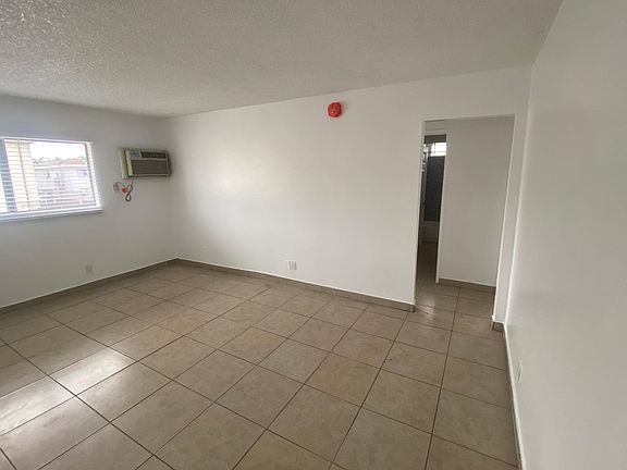 5th image of 15236 Nordhoff St #108