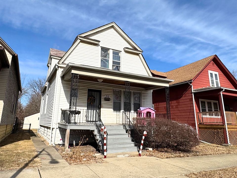 2nd image of 310 W 116th St