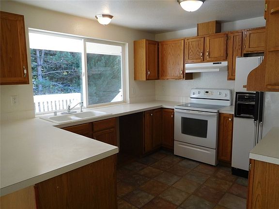 5th image of 5230 SE Bentwood Ln