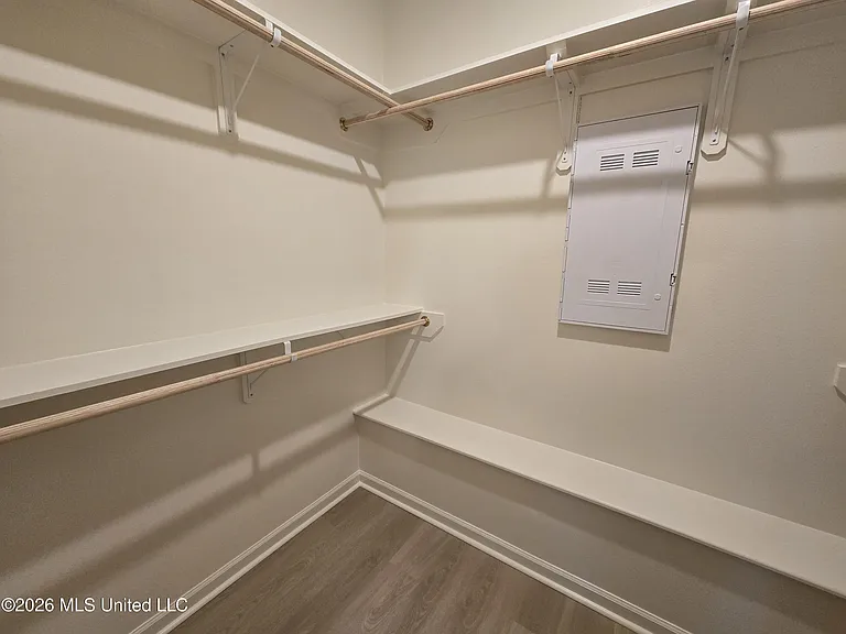 15395 Percy St — Photo 24