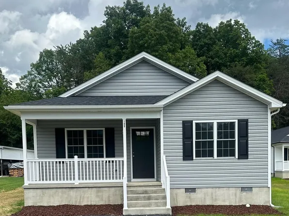 1508 2nd St, Waynesboro, VA 22980