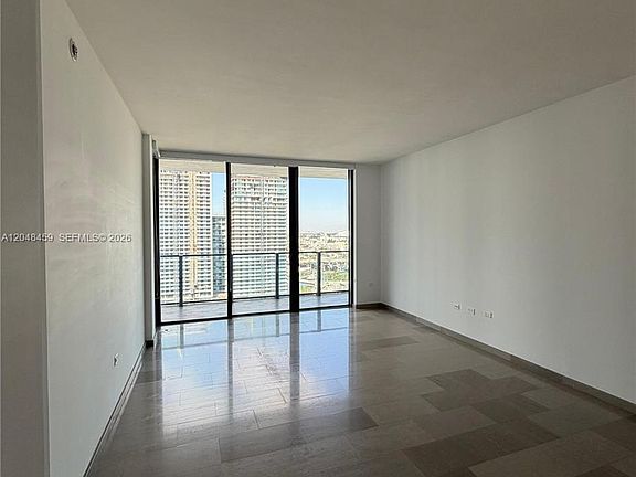 4th image of 68 SE 6th St APT 2506