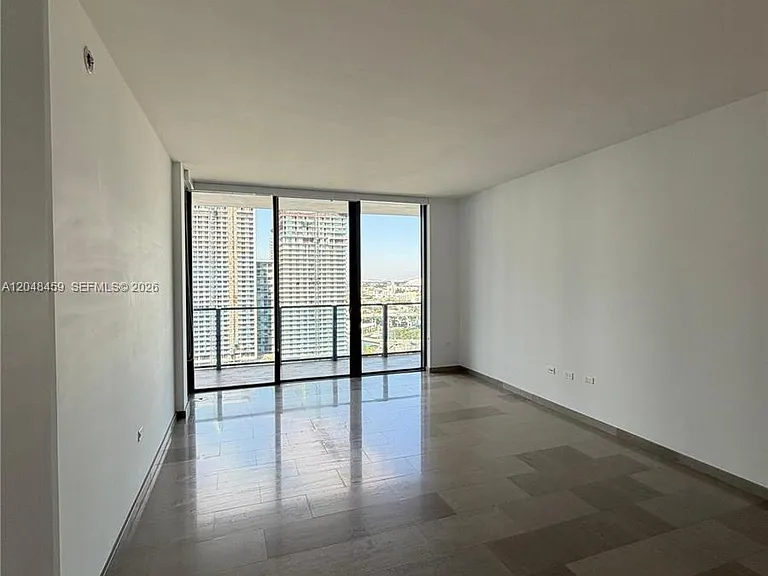 68 SE 6th St #2506 — Photo 4