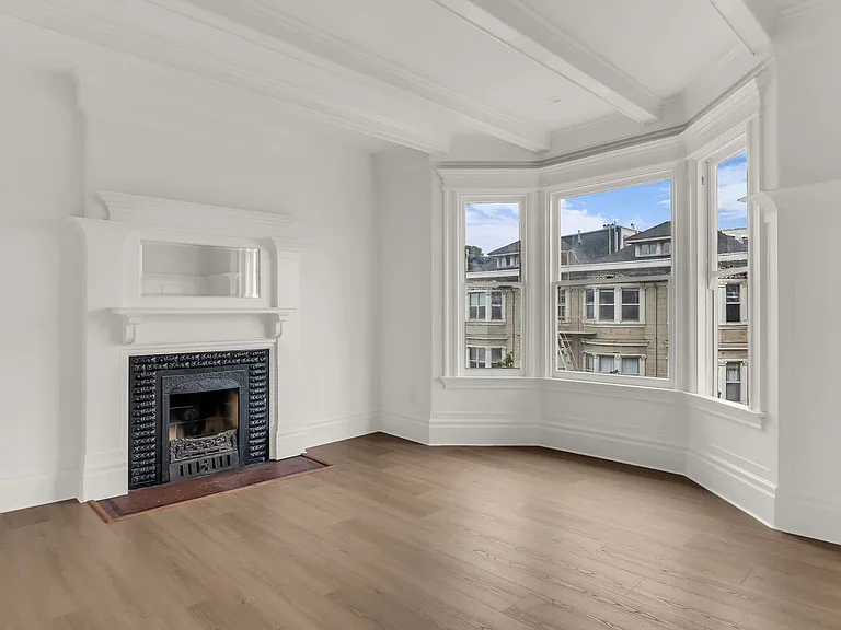603 Clayton St #603 — Photo 2