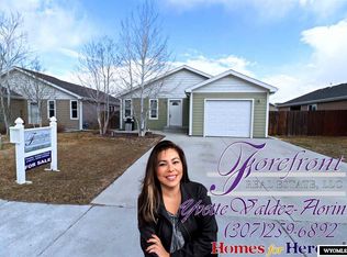 637 Bozeman Trl, Evansville, WY 82636