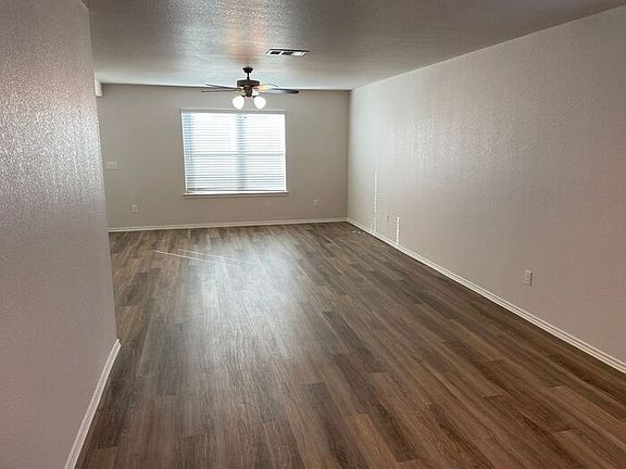 5th image of 18623 Scarlet Meadow Ln