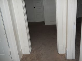 3256A Gillham Rd, Kansas City, MO 64109