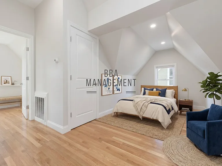 4 Benson St — Photo 12