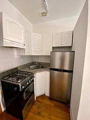 Rented by Compass | media 8