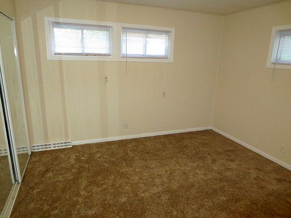 Downstairs Rear Bedroom