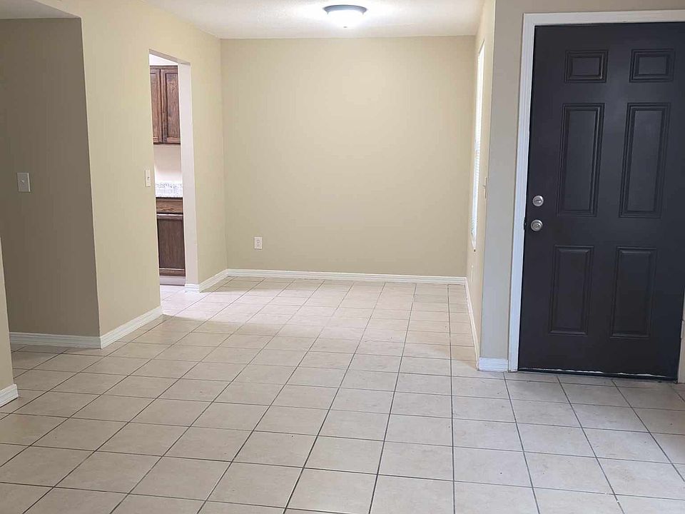 1st image of 460 Lombard St #C