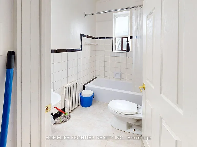 1110 Weston Rd #4 — Photo 5