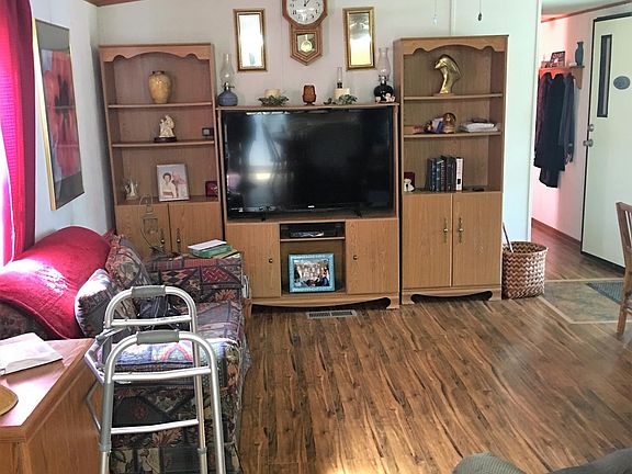 5th image of 109 Lakeview Cove Dr