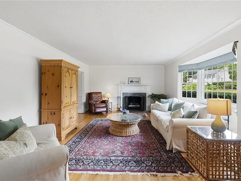 131 Taylor Rd — Photo 15