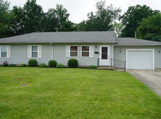 3224 Amanda Dr, Dayton, OH 45406