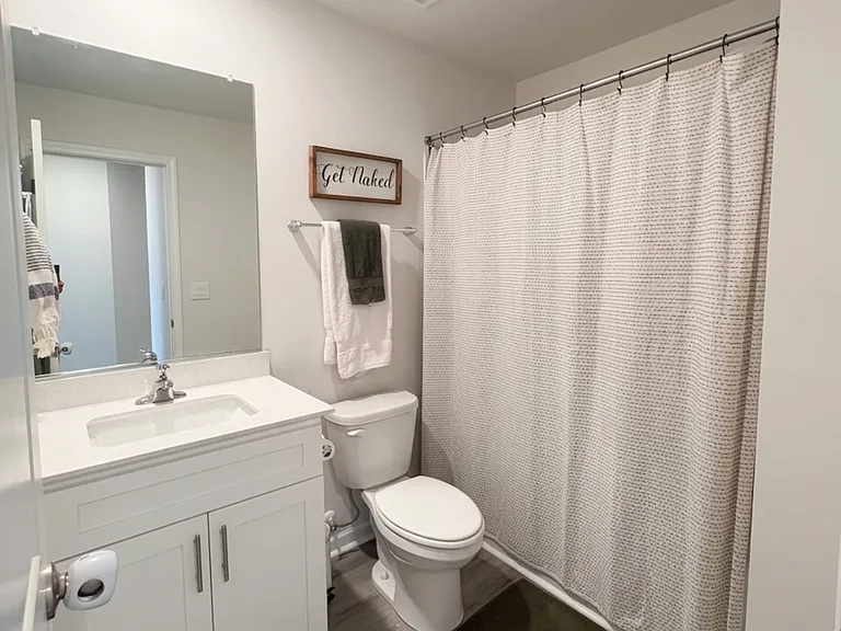 5528 Avery Dr — Photo 9