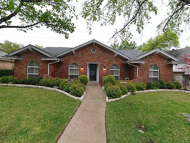 1st image of 1716 Russwood Dr