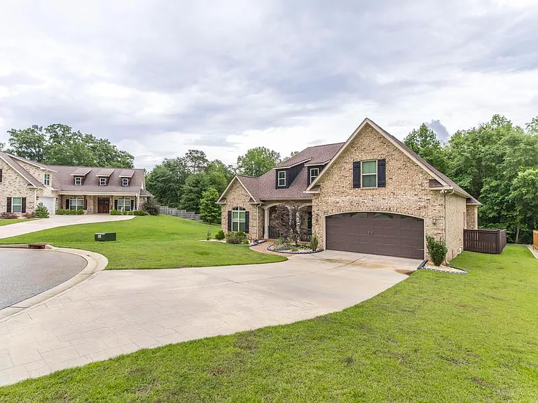 102 Scarlet Oak Way — Photo 2