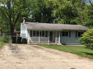 8612 W Sunset Dr, Wonder Lake, IL 60097