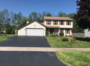 378 Guinevere Dr, Rochester, NY 14626