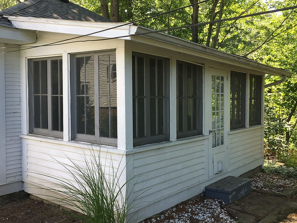 2nd image of 8536 Eagle Rd