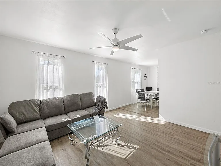 23019 Seneca Ave #B — Photo 7