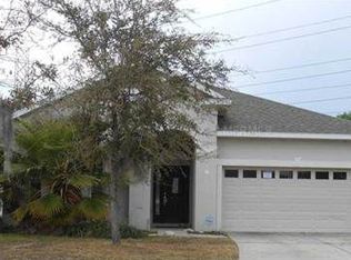 7908 Camden Woods Dr, Tampa, FL 33619
