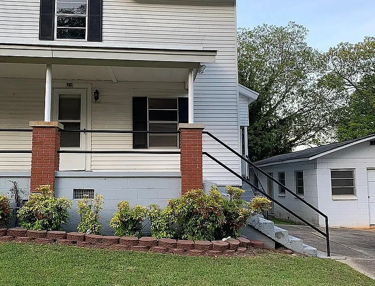 15 Carolina St #A — Photo 3